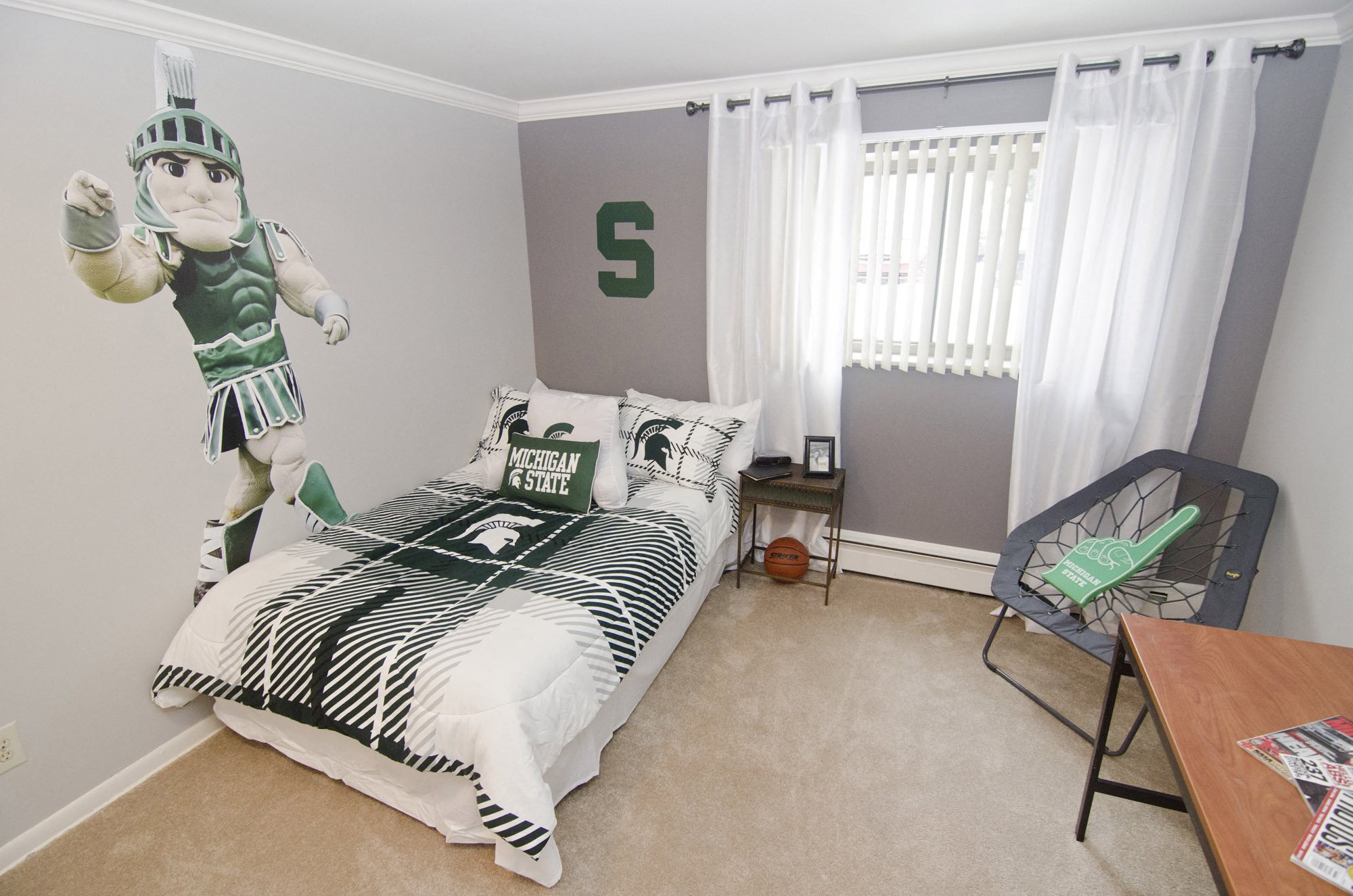 Abbott Pointe Apartments | Apartments in East Lansing, MI